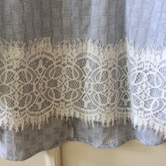 The Impeccable Pig Blouse - Picture 2 of 3